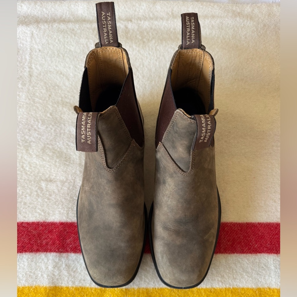 Blundstone Women’s Dress Chelsea Boots #1306 US Size 11 Rustic Brown